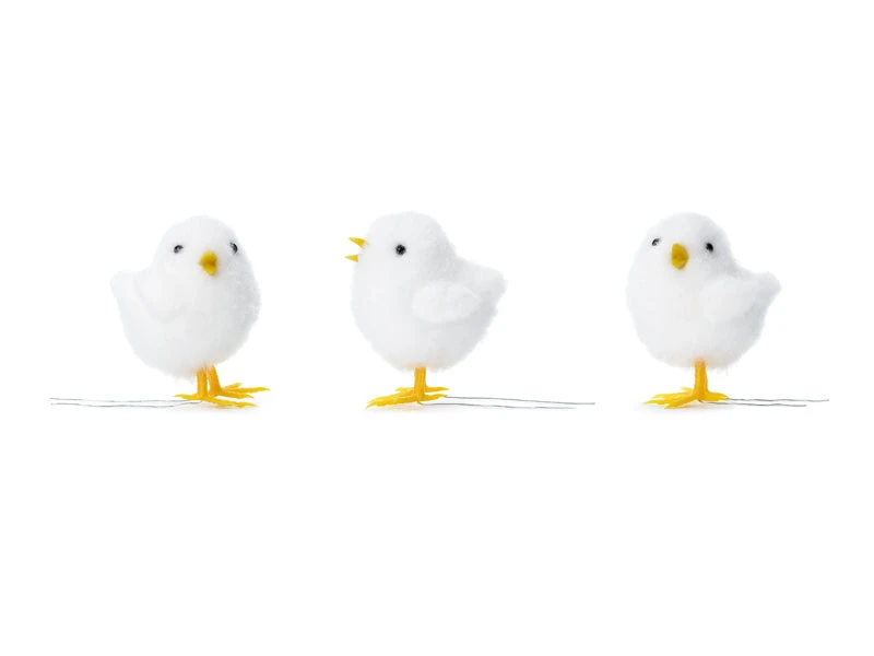 White Easter Chicks (Box Of 9) - Image 3
