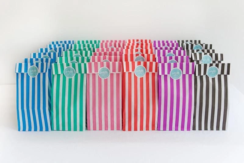 Candy Striped Party Bags Black (12 Pack) - Image 3
