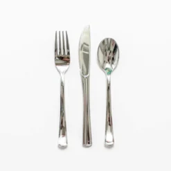 Unique Plastic Cutlery: Shiny Silver (18 Pieces)