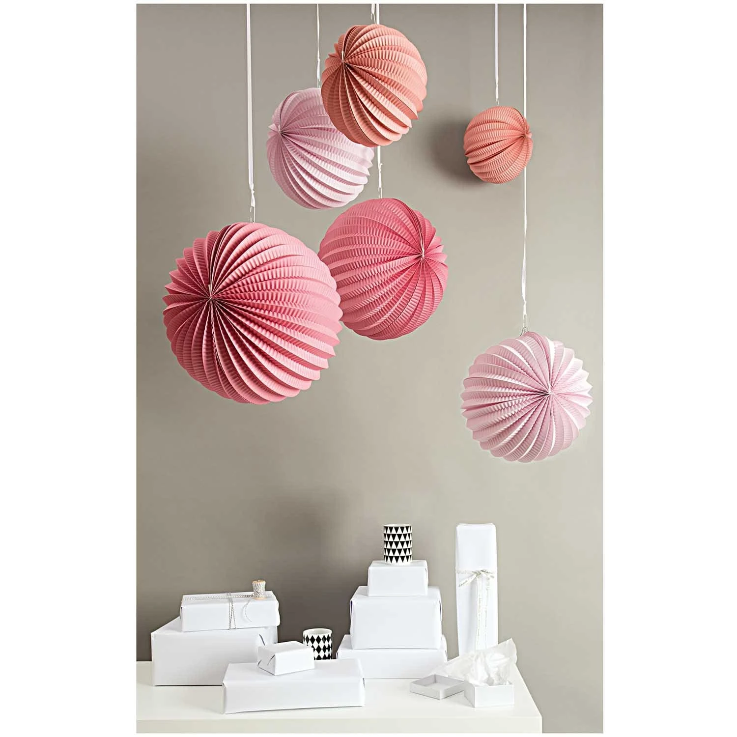 Pleated Paper Lanterns - Blush (3 Pack) - Image 3